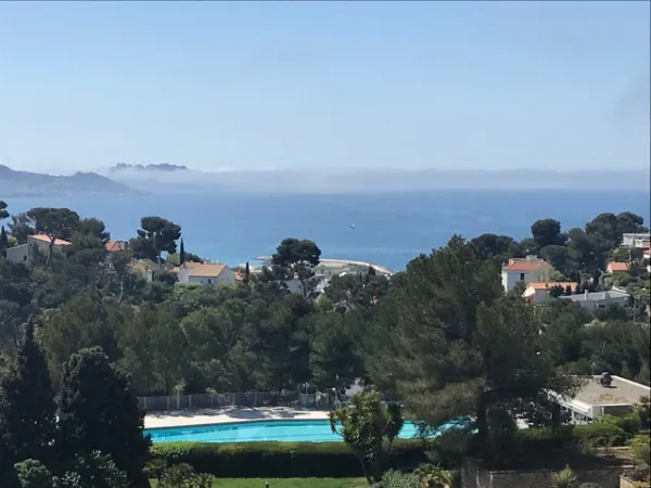 Loue T4 vue mer - 3 chambres - 113 m², Marseille 8ème