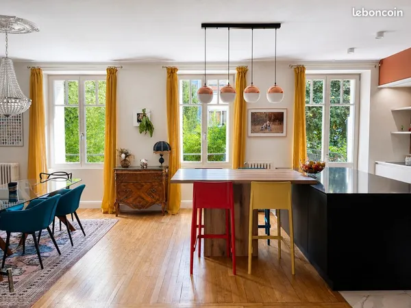 Maison rénovée de 241 m² à Laxou, aux portes de Nancy