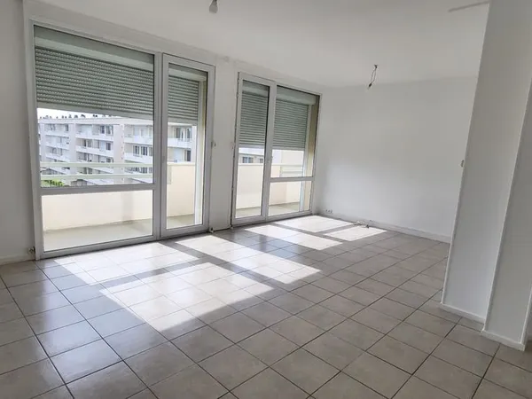 Appartement 77+11 m²
