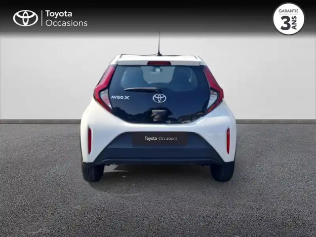 Toyota Aygo X 1.0 vvt-i 72ch dynamic — photo 4