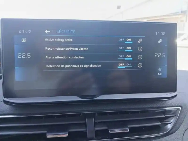 Peugeot 3008 puretech 130ch s&amp;s eat8 — photo 23