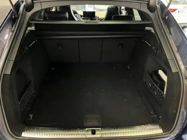 Audi A4 avant 35 tfsi 150 s tronic 7 — photo 5