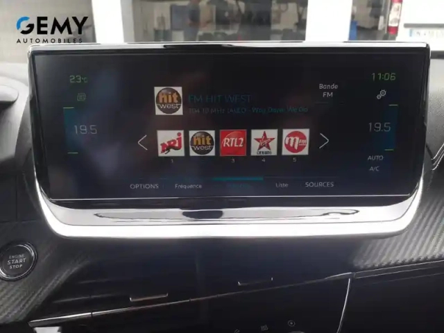 Peugeot 208 electrique 50 kwh 136ch — photo 16