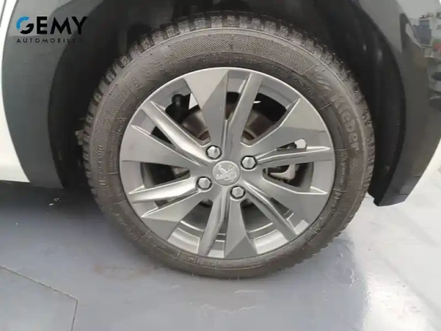 Peugeot 208 electrique 50 kwh 136ch — photo 74