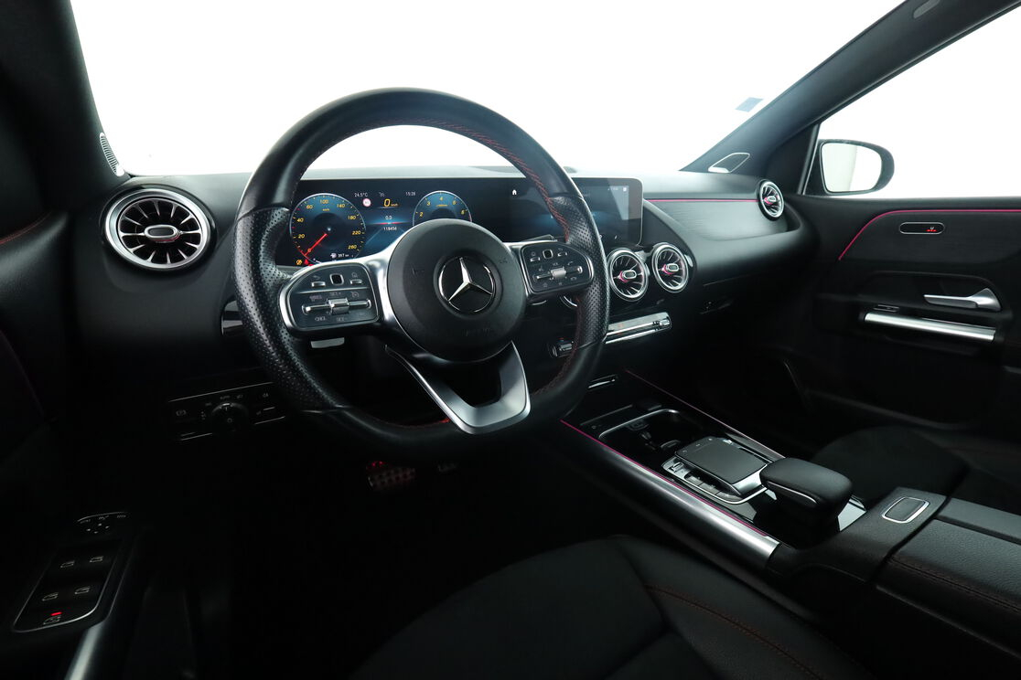 Mercedes-Benz Classe B 220 AMG Line 4Matic 7G-DCT — photo 10