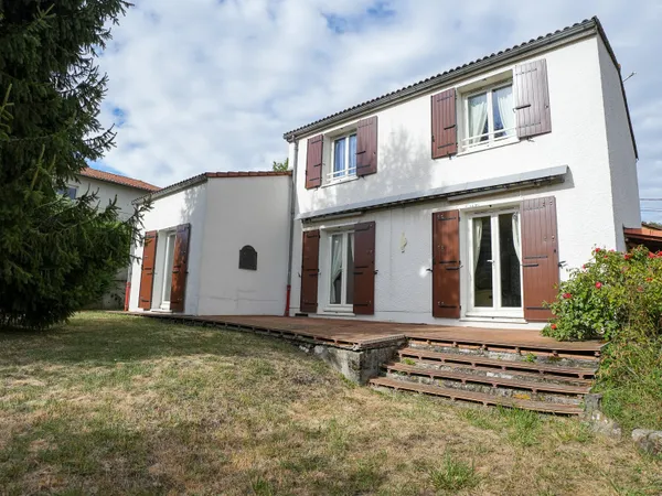 Maison 6 pièces 155 m²