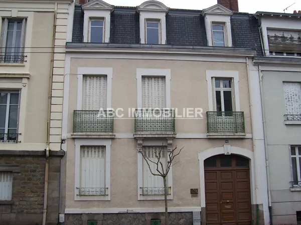 Maison 10 pièces 200 m²
