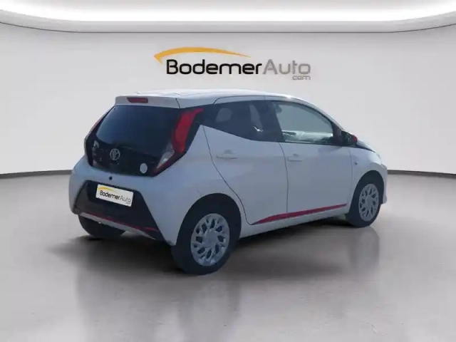 Toyota Aygo 1.0 vvt-i — photo 5
