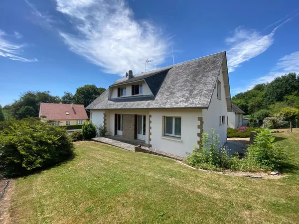 Maison 112 m², 3 chs, terrain de 884 m², Flers
