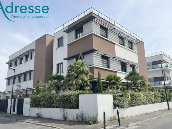 Entrepôt 2643 m²