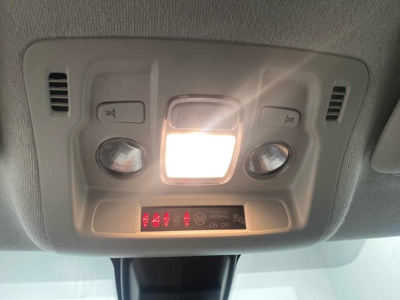 Citroën C3 puretech 110 s&s bvm6 saint james — photo 16