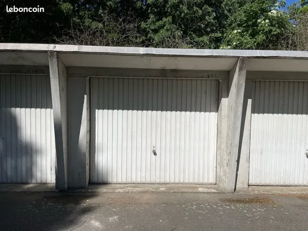 Garage parking box sécurisée - Minimes