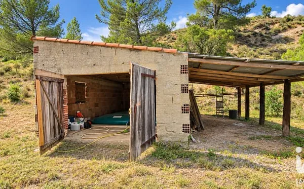 Terrain 15645 m²