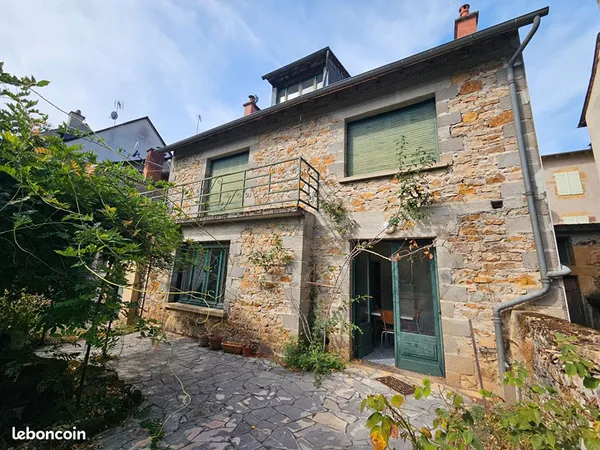 Maison 10 pièces 179 m²