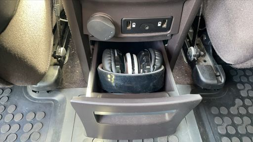 Renault Espace 1.6 dCi 160 EDC6 - Initiale Paris – 2016 – 112985 km – Diesel – Boîte Automatique — photo 5