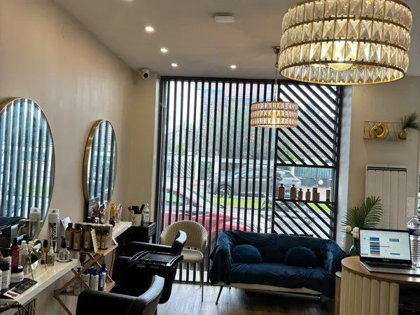 Salon de coiffure à vendre