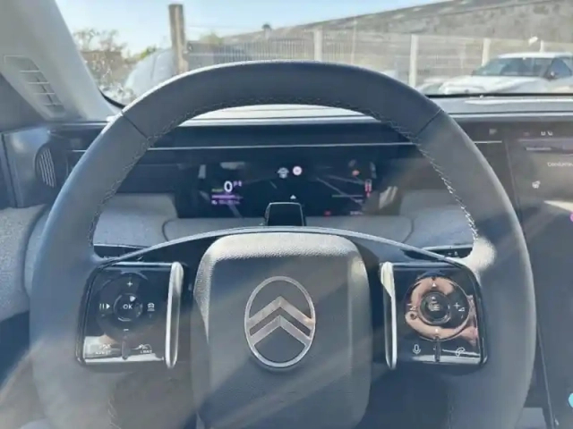 Citroën C5 Aircross electrique 210ch autonomie confort max — photo 13