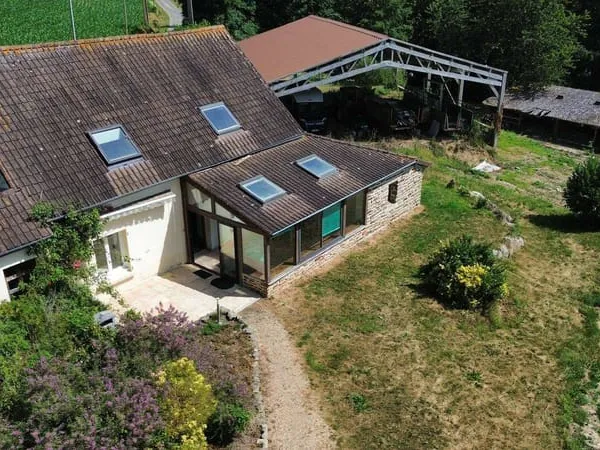 Commerce 8 pièces 150 m²