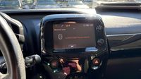 Toyota Aygo 1.0 VVT-i 69ch x-cite 3 Jaune Fizz 5p — photo 18
