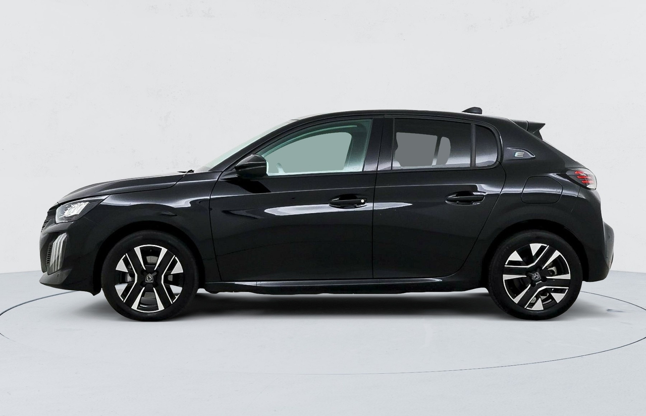 Peugeot 208 — photo 2