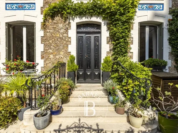 MAISON FAMILIALE - JARDIN ET TERRASSES
