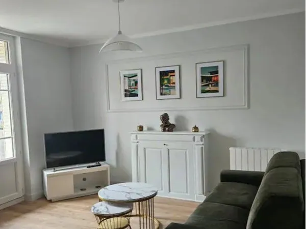 À louer studio meublé