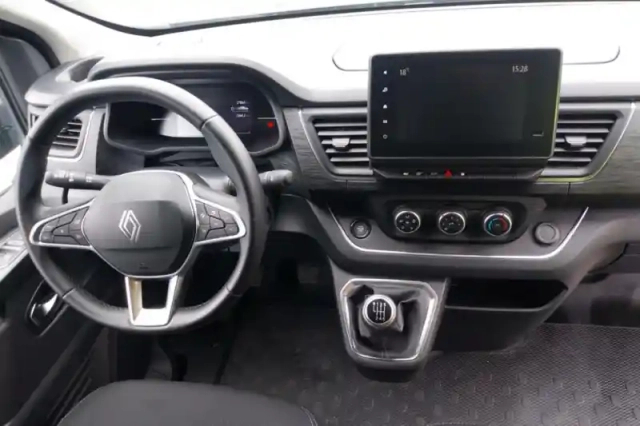 Renault Trafic blue dci 150 — photo 9