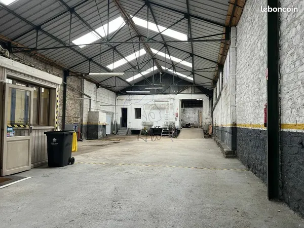 LOCAL D'ACTIVITE 400 m² BRIVE-LA-GAILLARDE