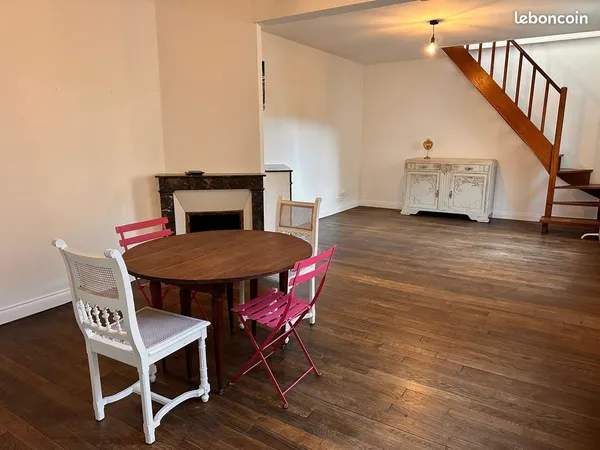 Vieux Puits Maison Rénovée