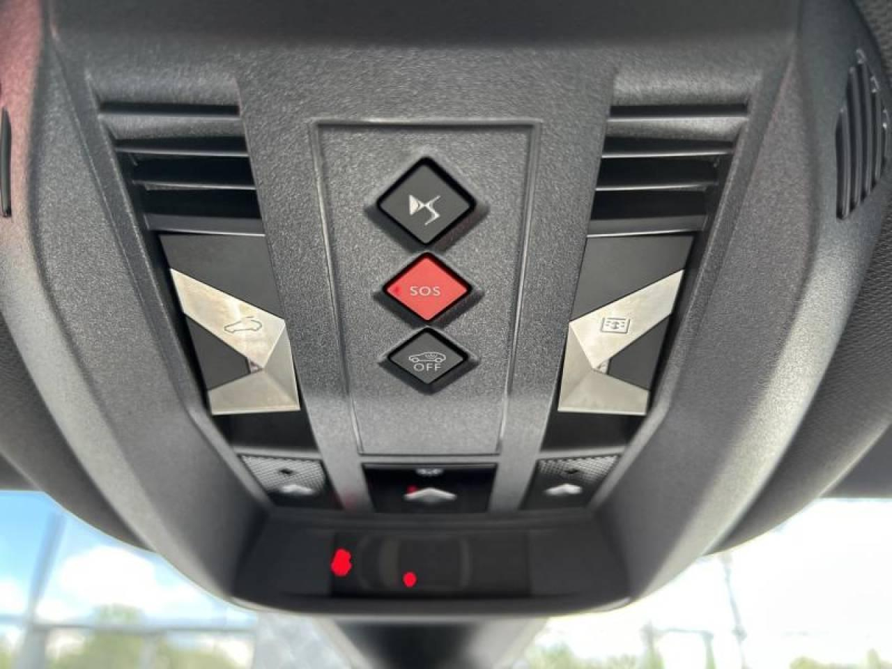 Ds Ds 7 crossback hybride rechargeable e-tense 360 eat8 4x4 la premi — photo 26