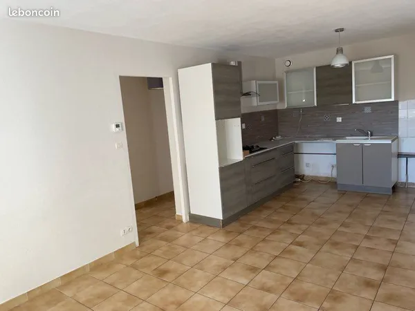 Loue logement T2