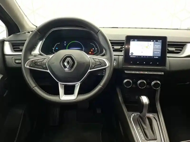 Renault Captur e-tech 145 - 21 — photo 14