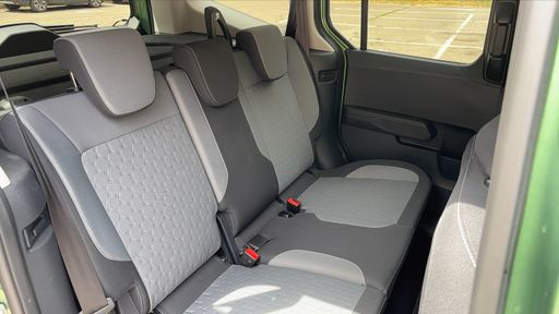 Ford Tourneo Courier 1.0 Ecoboost 125 Flexifuel - Titanium – 2024 – 7788 km – Biocarburant – Boîte Manuelle — photo 19