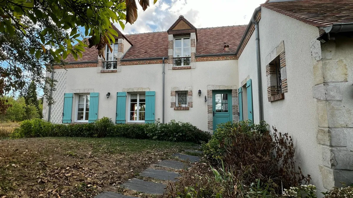 Photo 1