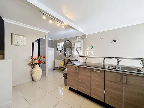 Maison 5 pièces 111 m²