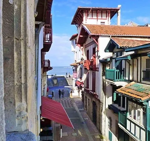 Loue appartement meublé