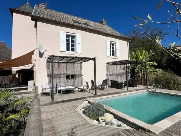 Maison 9 pièces 155 m²