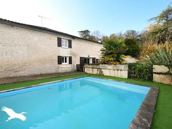 Maison 7 pièces 198 m²
