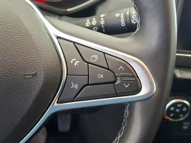 Renault Clio blue dci 85 — photo 30