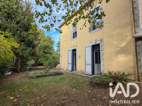 Maison 8 pièces 200 m²