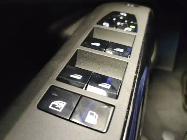 Bmw X3 30e xdrive 299 ch bva8 — photo 7