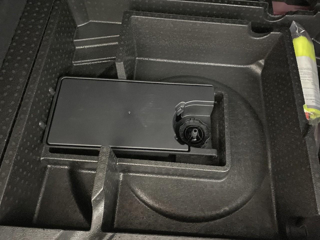Peugeot 308 sw hybrid 145 e-dcs6 allure — photo 16