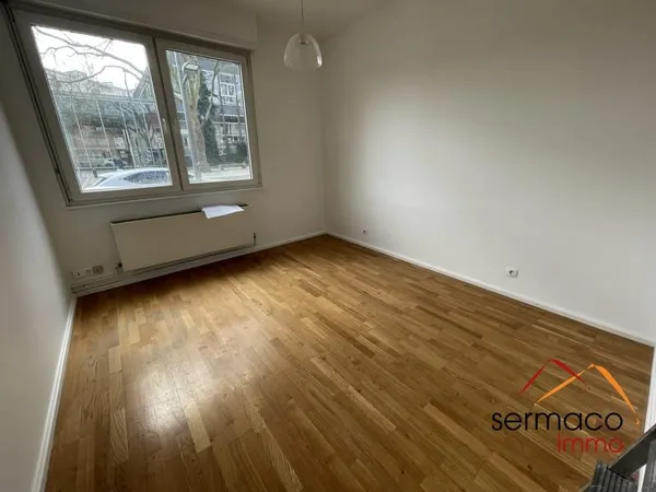 Appartement de type F2 au rez-de-chaussée