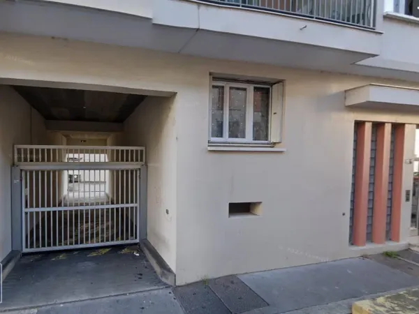 Stationnement Location Villeurbanne 70€