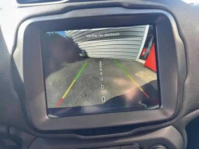 Jeep Renegade 1.0 gse t3 120ch limited — photo 15