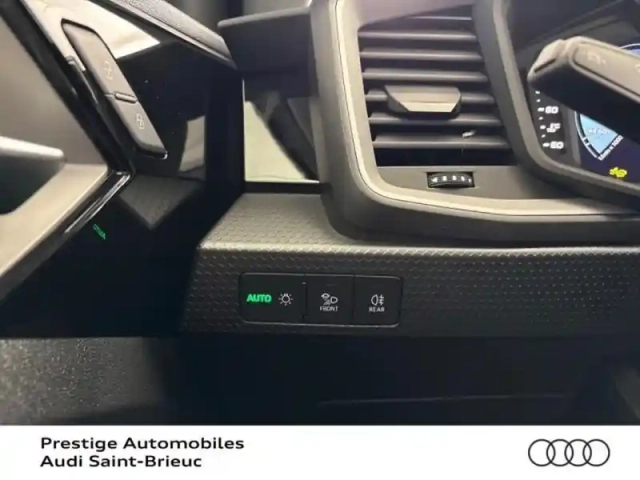 Audi A1 allstreet 30 tfsi 116ch s tronic 7 — photo 13