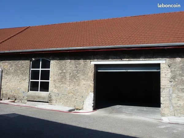 Local artisanal / entrepôt