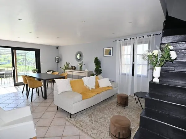 Maison 7 pièces 150 m²