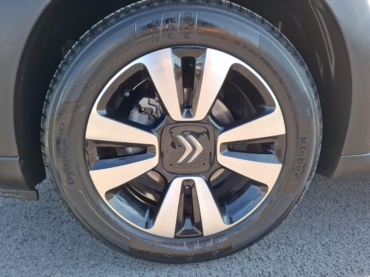 Citroën C3 1.2 puretech 83ch s&s shine — photo 11