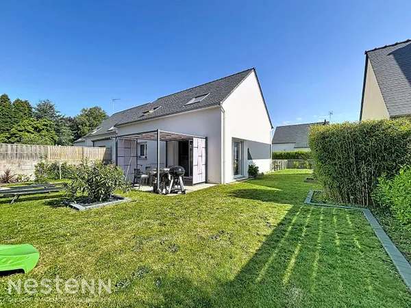 MELLAC - Maison 85m², 3 chambres, garage, 376m² de terrain.